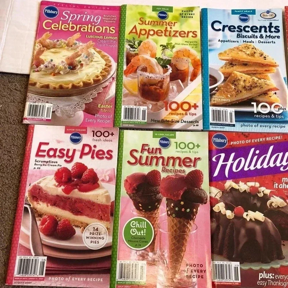 8 pieces lot of Pillsbury Cookbooks